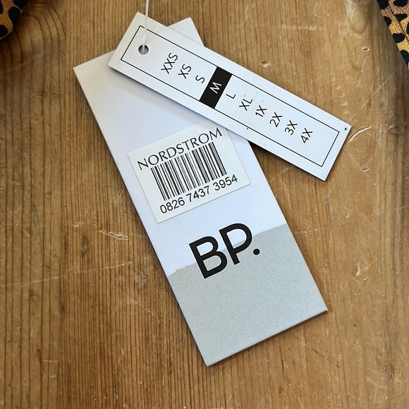 nwt BP SMOCKED SURPLICE TOP BLOUSE LEOPARD PRINT Medium - Picture 16 of 16